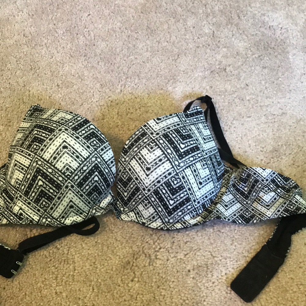 Victoria’s Secret PINK Aztec Bra